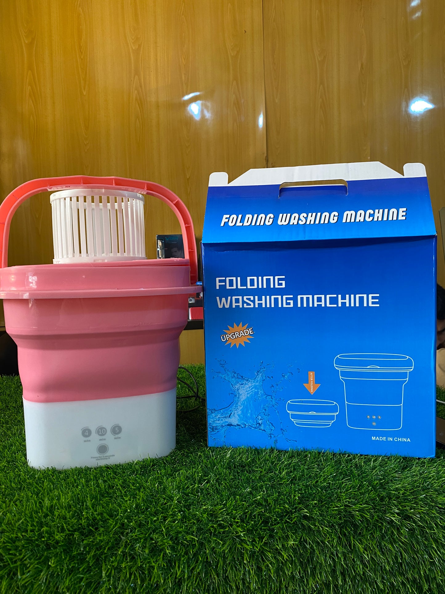 Mini Portable and Foldable Washing Machine