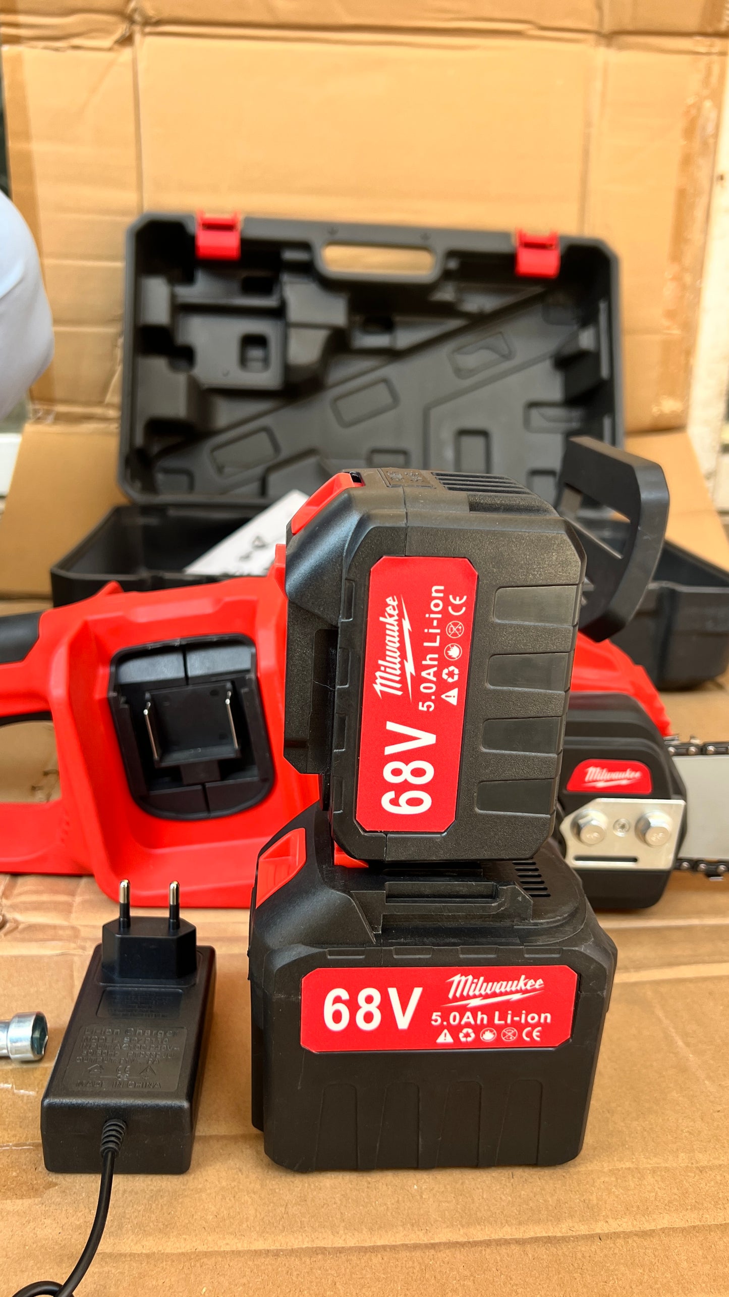 milwaukee 16 inches Commercial Chainsaw 4000mah 68V