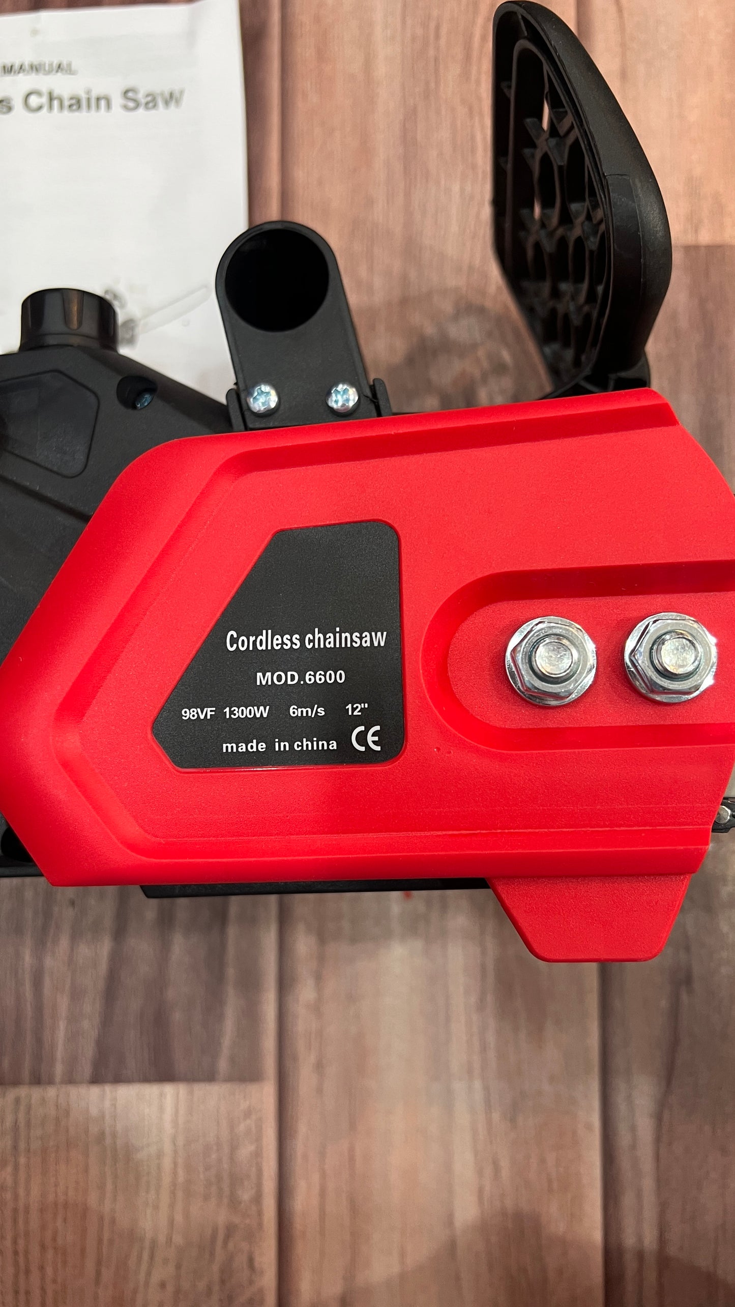 12-Inch Cordless Electric Chainsaw with Dual 5.0Ah Batteries – Powerful Portable Wood Cutter