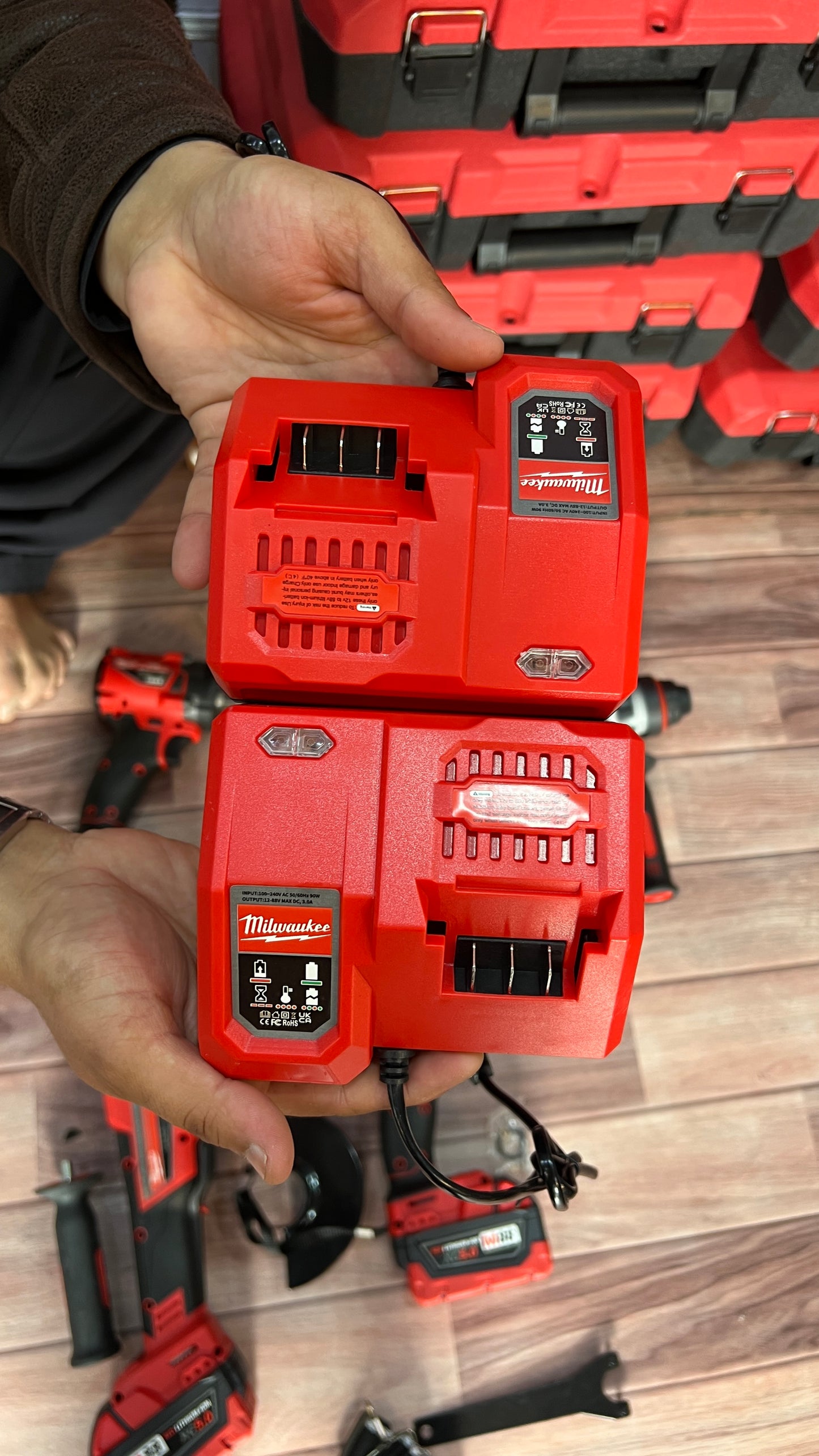 Milwaukee 4-in-1 Cordless Power Tool Kit – Drill, Impact Wrench, Angle Grinder & Rotary Hammer with Batteries and Carry Case