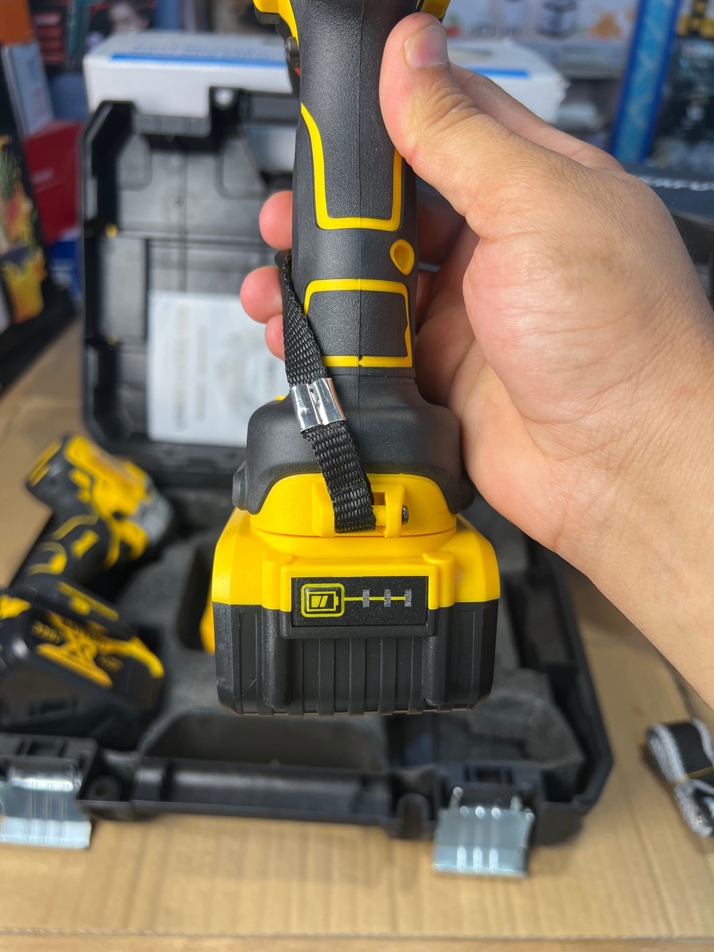 DeWalt 328V XR Drill & Impact Wrench Set | Dual Battery Power Tool Kit