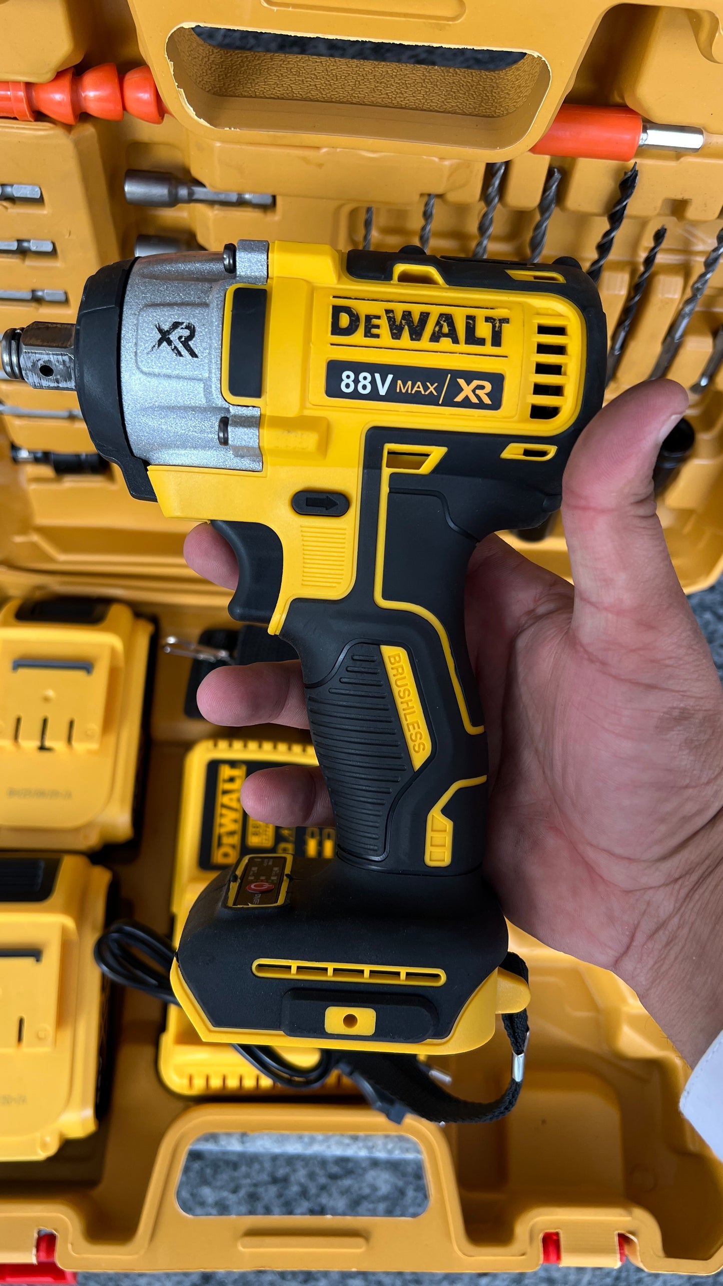 DeWalt 88V XR Cordless Impact Wrench Kit – 6.0Ah Battery, Charger & Socket Set | Heavy Duty Drill Machine