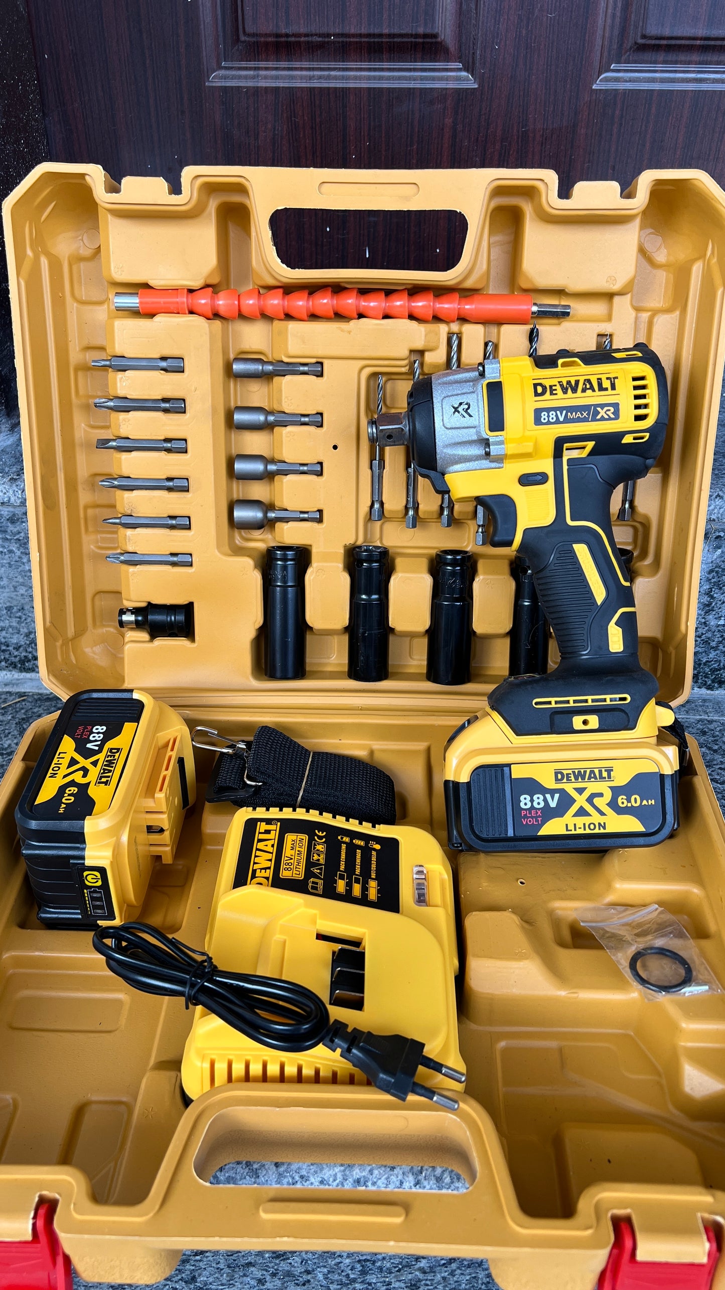 DeWalt 88V XR Cordless Impact Wrench Kit – 6.0Ah Battery, Charger & Socket Set | Heavy Duty Drill Machine