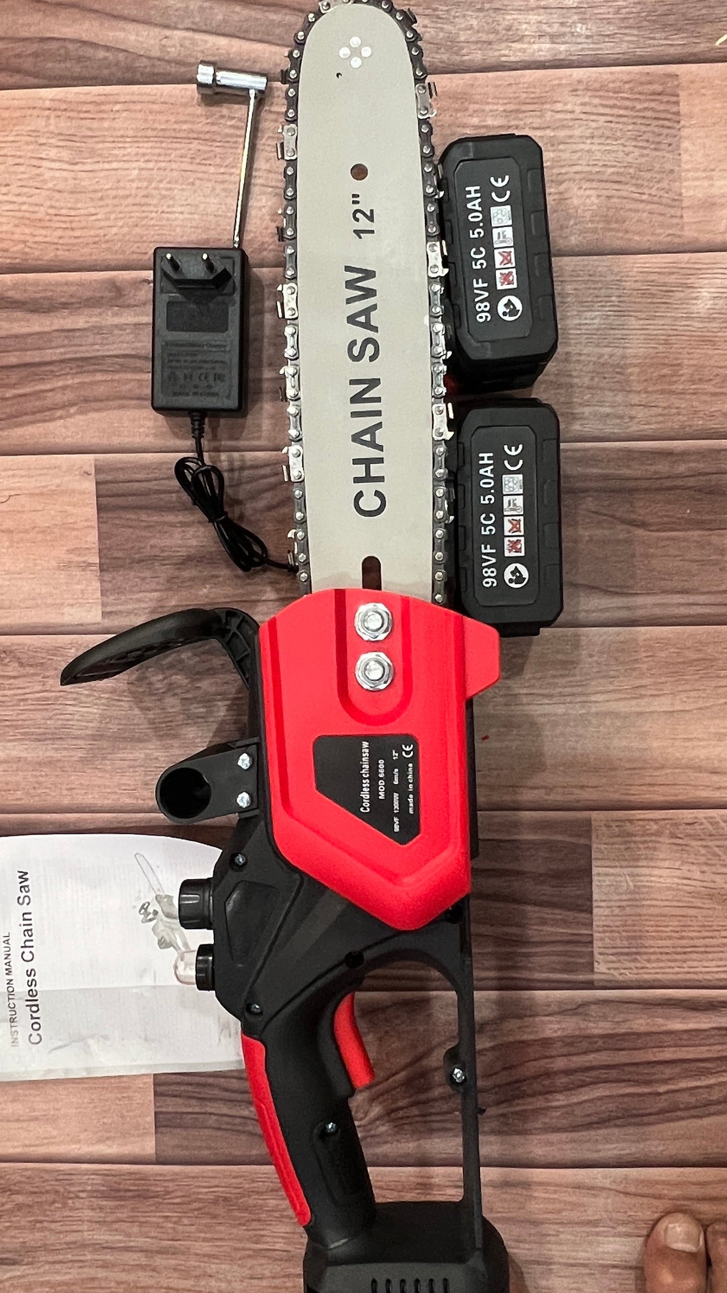 12-Inch Cordless Electric Chainsaw with Dual 5.0Ah Batteries – Powerful Portable Wood Cutter