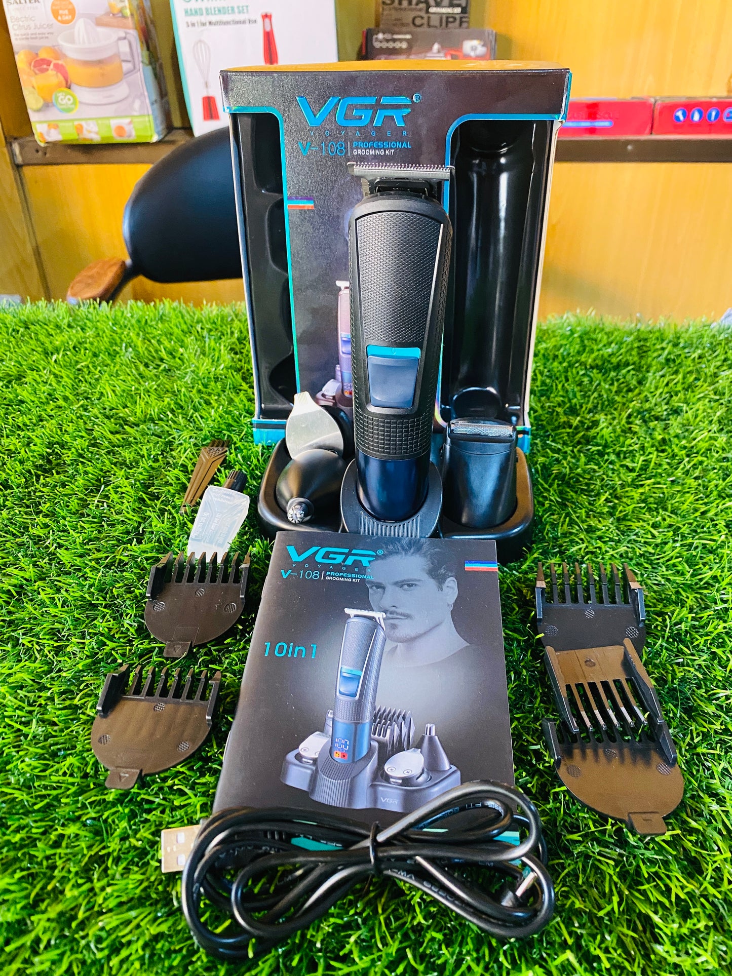 VGR V-108 Professional 10 in 1 Grooming Kit